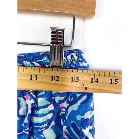Lilly Pulitzer Scalloped Dahlia Shorts in Cerviche Pattern Brillant Blue Size XS - Picture 6 of 12